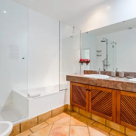 Hébergement de vacances Salicos House By Lovelystay *