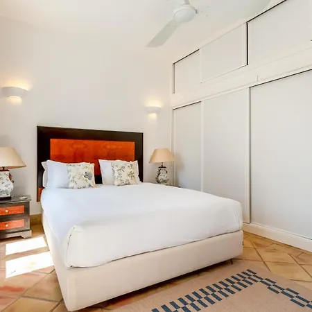 Salicos House By Lovelystay Hébergement de vacances